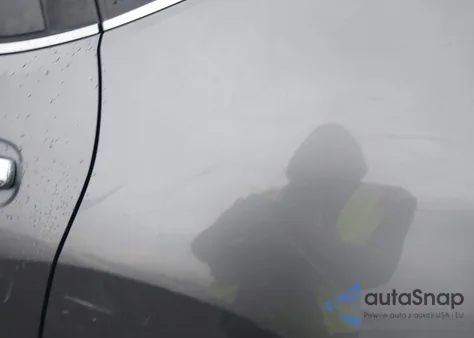 2015 Jeep Grand Cherokee Overland z USA, uszkodzony, nr VIN 1C4RJFCG0FC791430